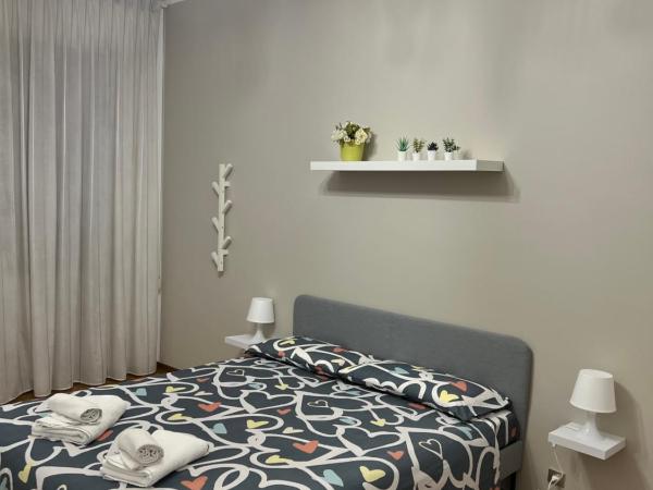 Bed2Go Botticelli : photo 5 de la chambre chambre lit queen-size avec salle de bains commune 