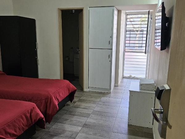 DAKAR HOSTEL : photo 5 de la chambre chambre double