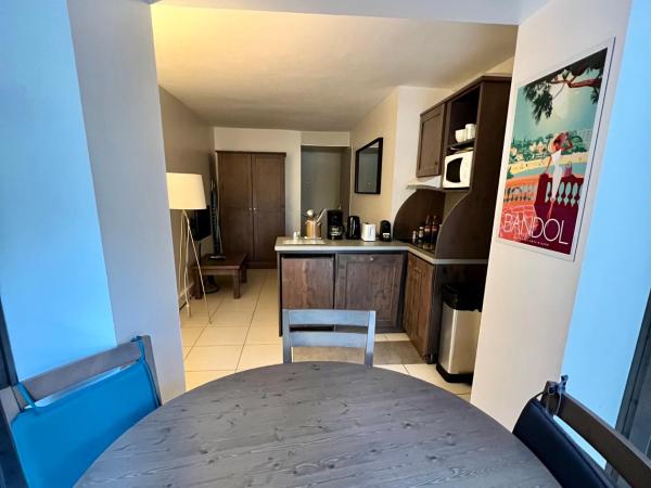 Résidence Le Beau Rivage : photo 2 de la chambre appartement - vue sur mer