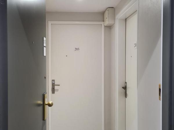 Mercure Tours Centre Gare et Congrès : photo 4 de la chambre suite familiale avec 2 chambres communicantes