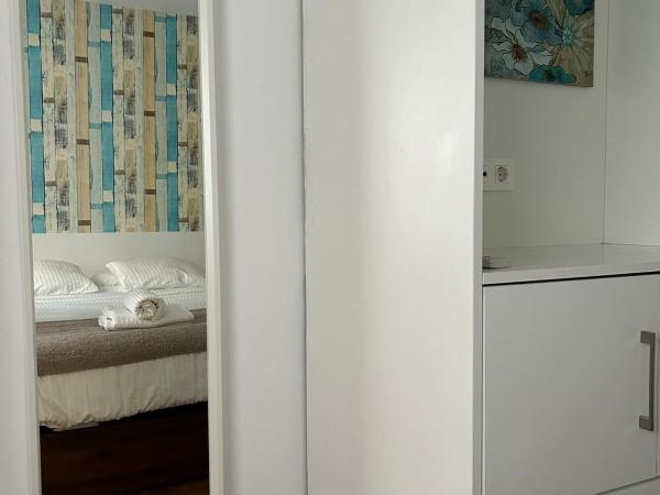 Casa Letran Guesthouse : photo 2 de la chambre chambre double standard avec salle de bains commune