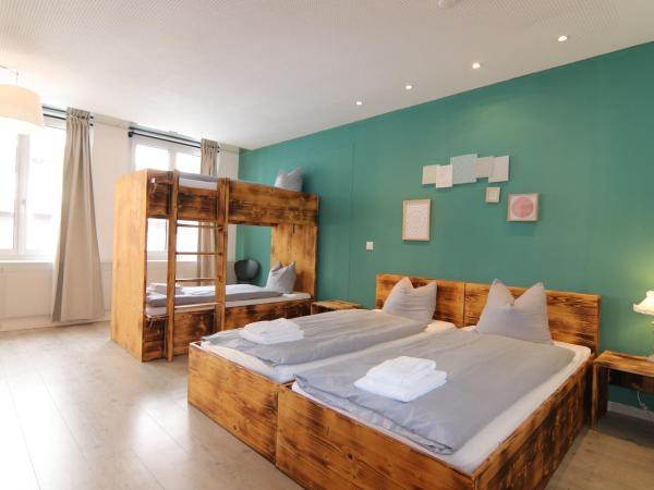 Kursaal Arosa - adults only : photo 1 de la chambre dortoir mixte de 6 lits
