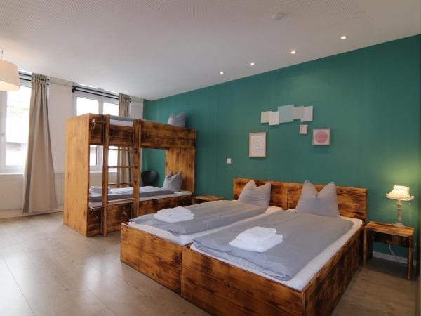 Kursaal Arosa - adults only : photo 2 de la chambre dortoir mixte de 6 lits