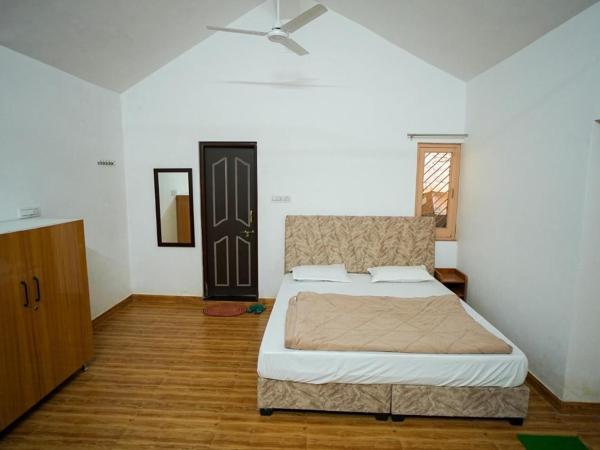 Jamnagar Villas and home : photo 3 de la chambre studio avec vue sur jardin