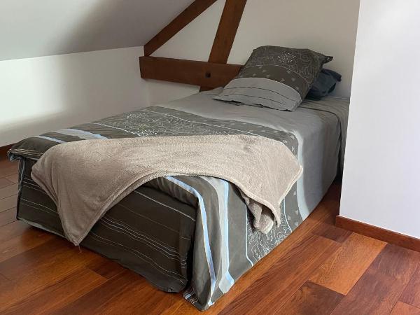 Le jardin des Vérottes : photo 5 de la chambre chambre double avec salle de bains privative