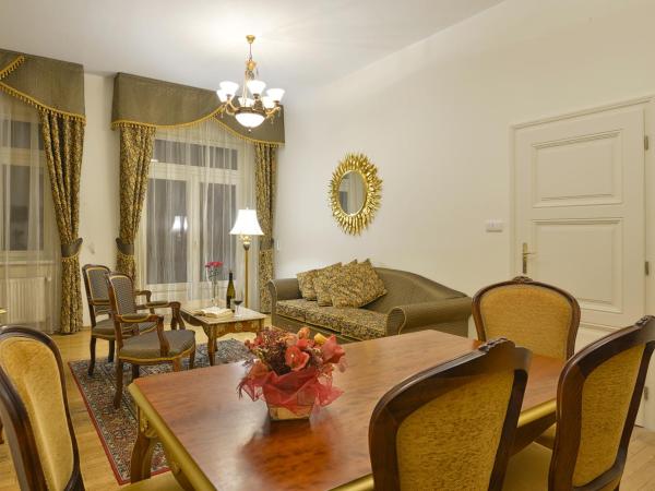 Residence Romanza : photo 2 de la chambre appartement avec balcon