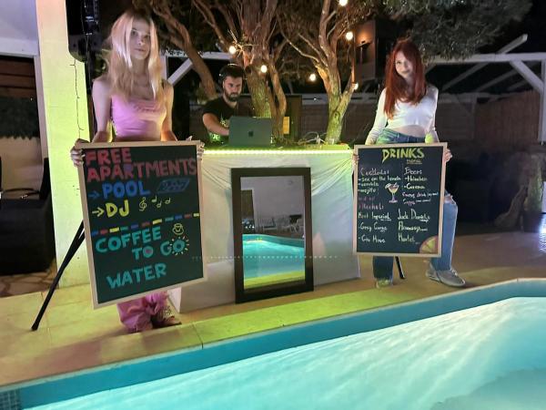 Party Hotel Novalja : photo 1 de la chambre studio