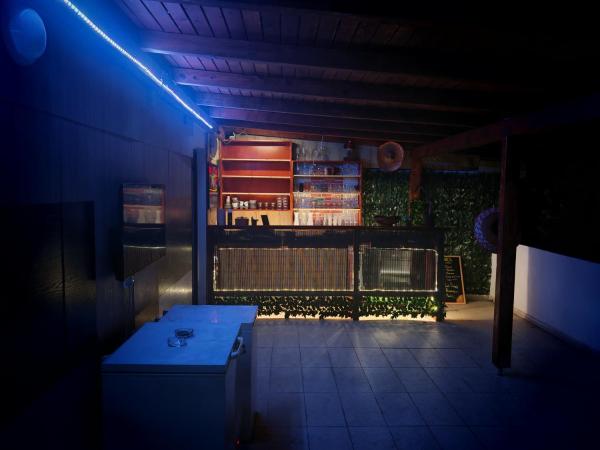 Party Hotel Novalja : photo 2 de la chambre studio