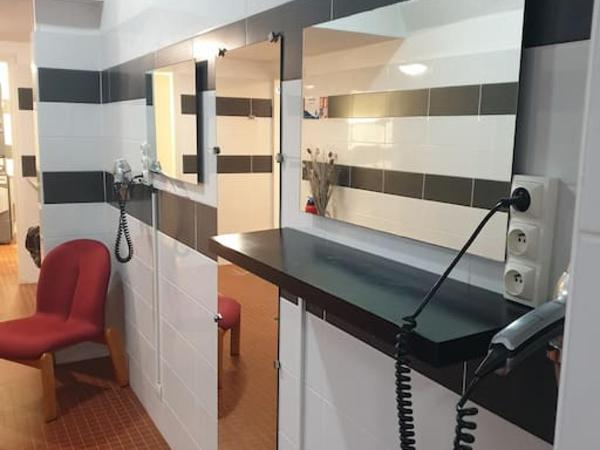 Nuit romantique sur un bateau à Deauville : photo 8 de la chambre mobile home