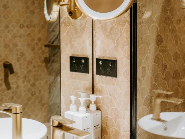 The Motley Hotel : photo 5 de la chambre textured room