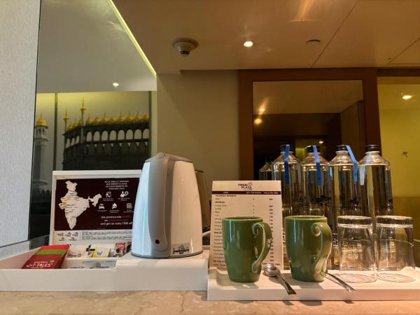 Pride Plaza Hotel, Aerocity New Delhi : photo 4 de la chambre chambre lit king-size deluxe