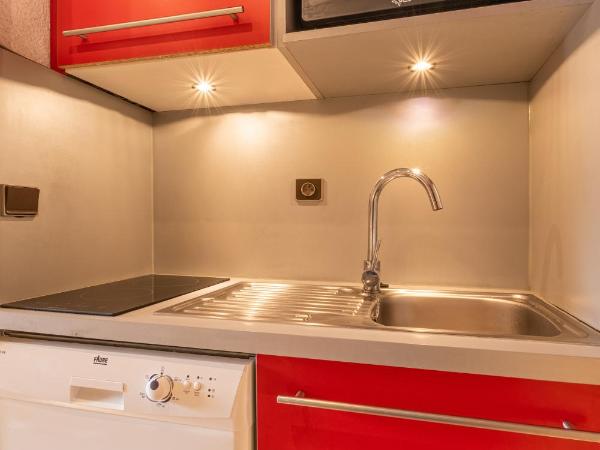 Résidence Pierre & Vacances Le Golf : photo 5 de la chambre appartement 1 chambre avec mezzanine et alcôve (7 personnes)