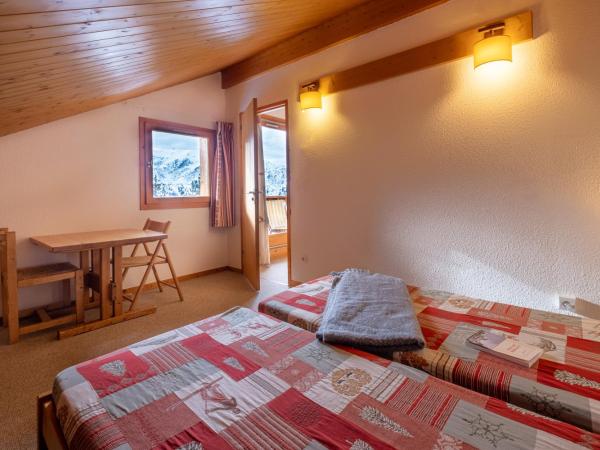 Résidence Pierre & Vacances Le Golf : photo 2 de la chambre appartement 1 chambre avec mezzanine et alcôve (7 personnes)