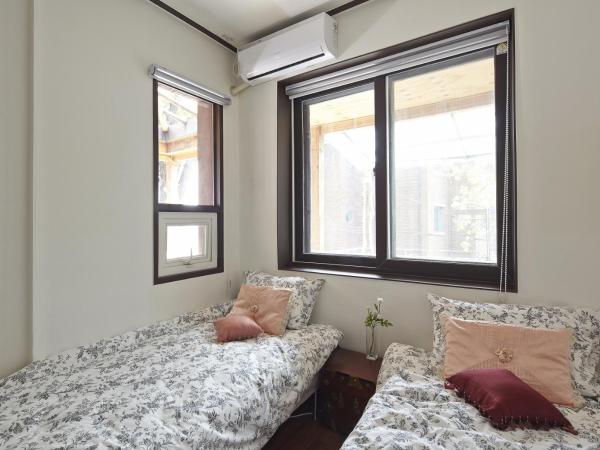 Jiwoljang Guesthouse : photo 2 de la chambre chambre lits jumeaux standard b