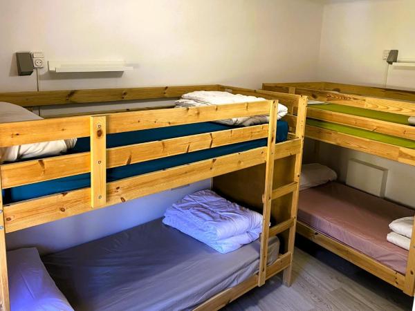 Alberg Els Andes : photo 4 de la chambre lit dans un dortoir de 4 lits