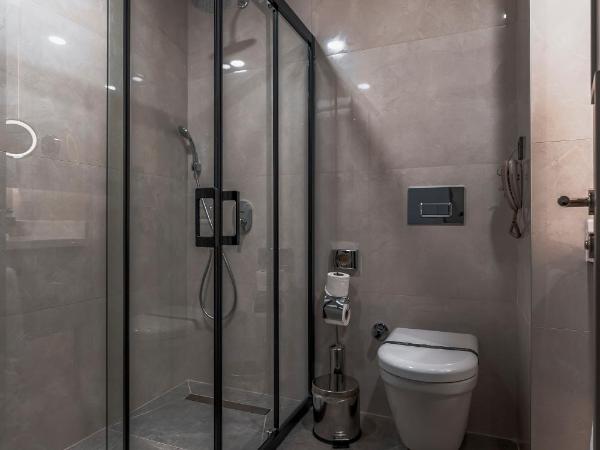 RENEX HOTELS : photo 5 de la chambre chambre lit queen-size - vue sur piscine