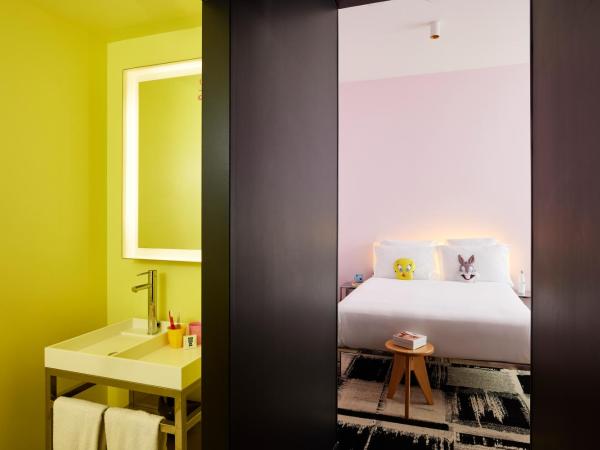 Mama Shelter Bordeaux Centre : photo 9 de la chambre grande chambre double - maman