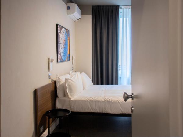 Hotel 22 Marzo : photo 6 de la chambre chambre double