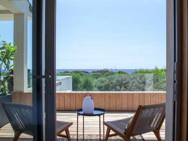 Villa Azai tu Suites : photo 4 de la chambre chambre double - vue sur mer