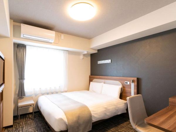 Comfort Hotel Shin-Osaka : photo 3 de la chambre chambre lit queen-size - non-fumeurs