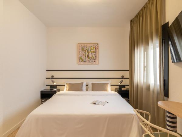 Hotel Robson : photo 1 de la chambre chambre double standard