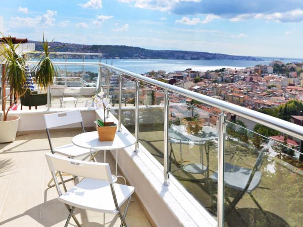 Bude Suite Ortaköy : photo 2 de la chambre chambre quadruple - vue sur mer