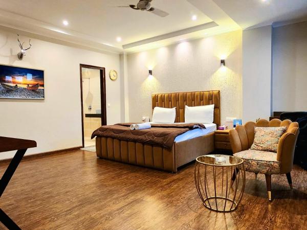 Hotel City Premier - Near Galleria Market , Super Mart-1 DLF Gurgaon : photo 1 de la chambre chambre double ou lits jumeaux exécutive