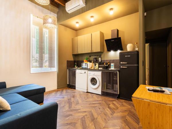 LE BOUDOIR AP4417 By Riviera Holiday Homes : photo 1 de la chambre appartement