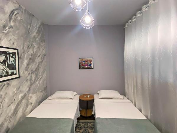 Éden Pampulha - Hotel Coworking : photo 3 de la chambre chambre double avec salle de bains commune