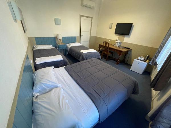 Hotel De France : photo 2 de la chambre chambre quadruple classique