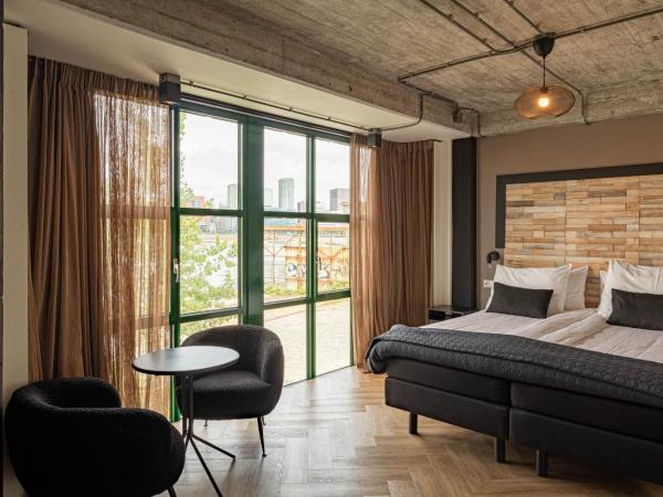 Bed, Bites & Business Hotel Rotterdam : photo 1 de la chambre grande chambre double 