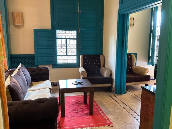 Palais Riad Berbère : photo 6 de la chambre portes coulissantes dans la suite familiale deluxe.