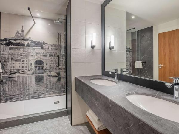 Radisson Blu Hotel Marseille Vieux Port : photo 4 de la chambre suite junior