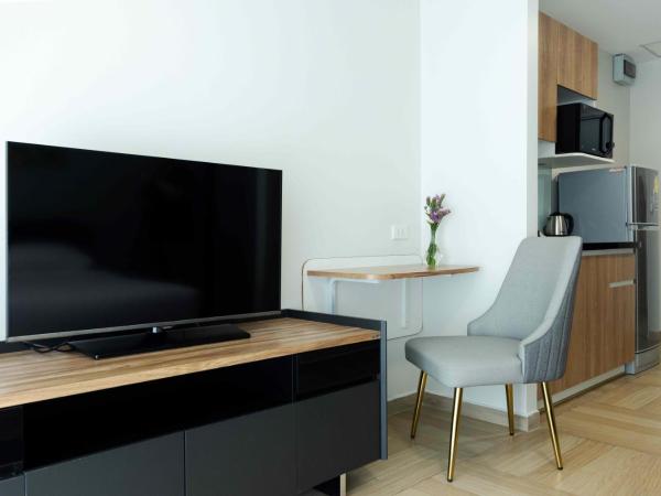 Chiva Bangkok Hotel - SHA Plus : photo 1 de la chambre studio lit queen-size