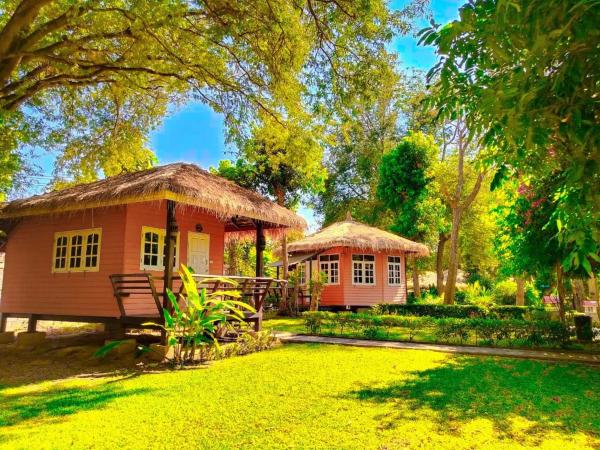 Aurora Resort Kanchanaburi : photo 1 de la chambre gîte calla lilly