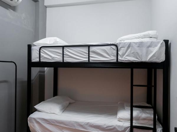 Aayu Muntri : photo 1 de la chambre chambre lits jumeaux avec salle de bains commune