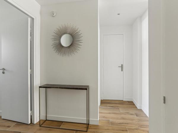 Résidence AURMAT - Appart - Hôtel - Boulogne - Paris : photo 7 de la chambre appartement 1 chambre avec terrasse