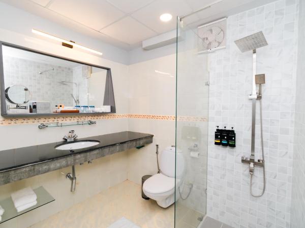 Manhattan Business Hotel, Male : photo 5 de la chambre chambre deluxe (navette aéroport aller-retour gratuite et 10 % de réduction sur la nourriture et les boissons)