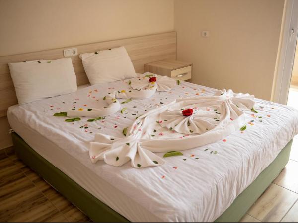 Ant Butik Otel : photo 2 de la chambre suite familiale