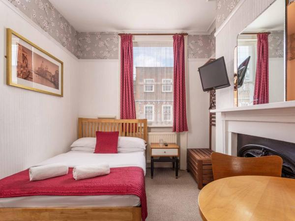 St Athans Hotel : photo 6 de la chambre chambre double avec salle de bains commune