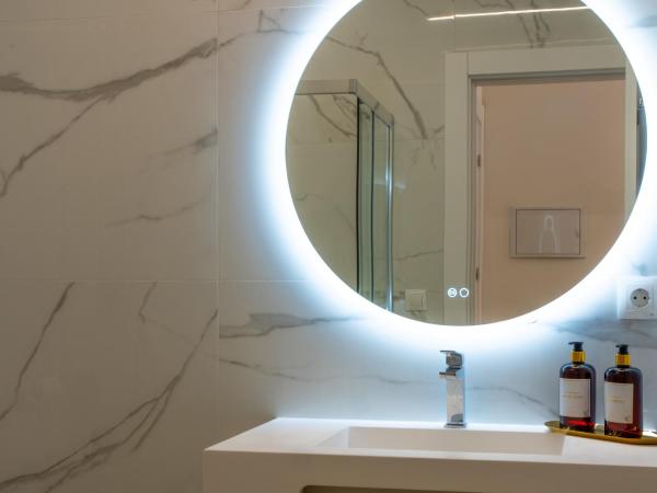 Pries Homes La Casa Azul : photo 6 de la chambre chambre lit queen-size avec balcon