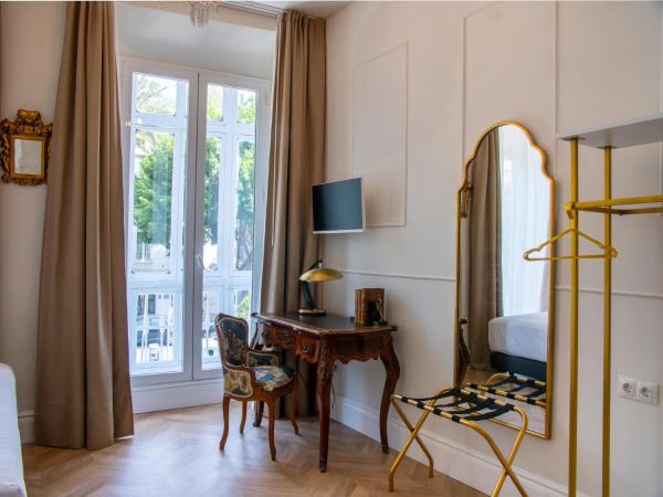 Pries Homes La Casa Azul : photo 2 de la chambre chambre lit king-size - vue sur montagne