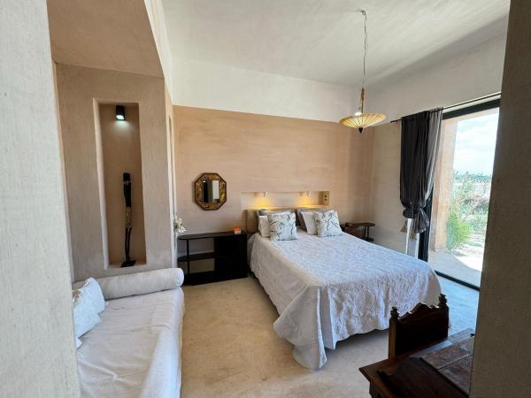 Villa Kela Serene : photo 3 de la chambre chambre triple avec salle de bains privative