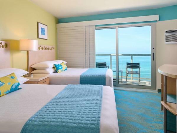 Aston Waikiki Circle Hotel : photo 2 de la chambre chambre deluxe - vue sur océan