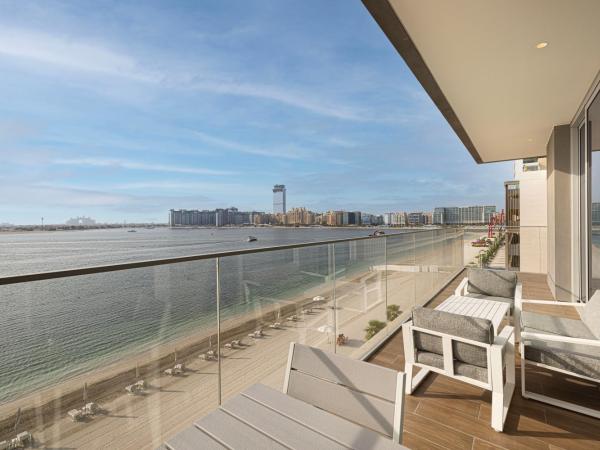 LUX Spacious 1 BR - Beachfront and Seaview : photo 7 de la chambre appartement - vue sur mer