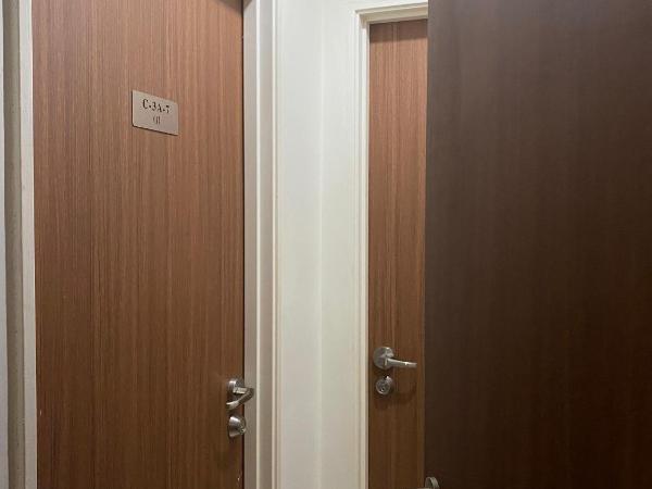 The Hibernate at Kozi Square : photo 5 de la chambre studio standard