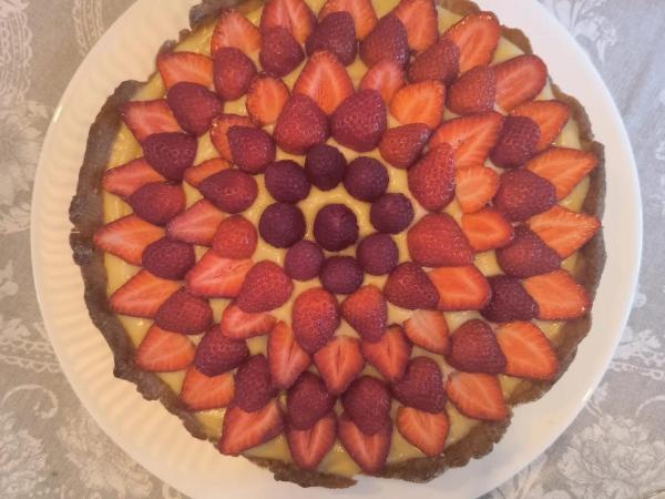 La Pause Cadurcienne, table et chambre d'hôtes : photo 8 de la chambre chambre lit king-size - vue sur jardin