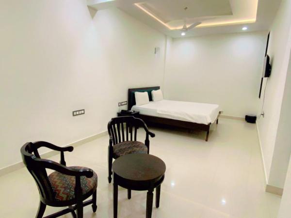 Hotel Giriraj Palace : photo 1 de la chambre chambre double Économique