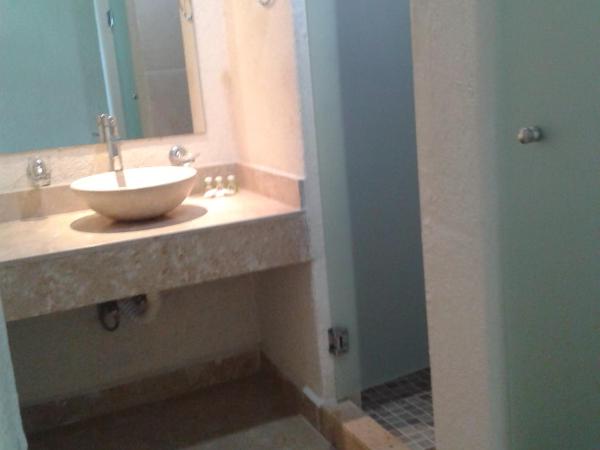 Hotel RRU Diamante : photo 4 de la chambre chambre double avec 2 lits doubles