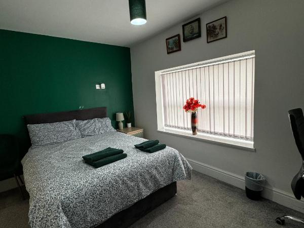 UR PLACE : photo 8 de la chambre chambre double avec salle de bains privative